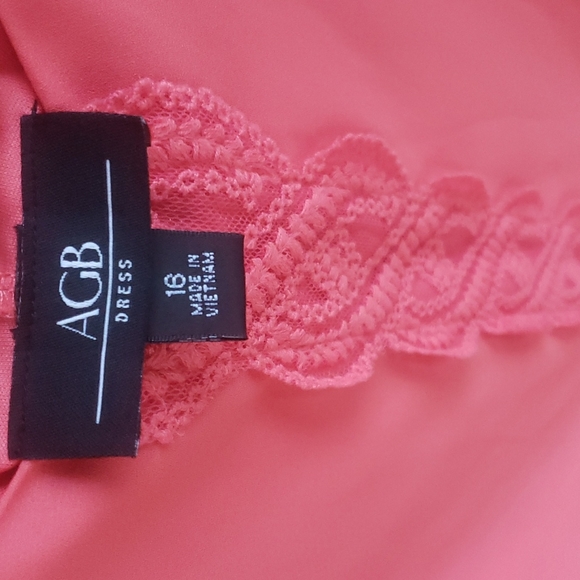 Womens coral colored dress - Picture 4 of 4